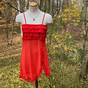 Vintage 1970s 80% silk negligee in excellent condition